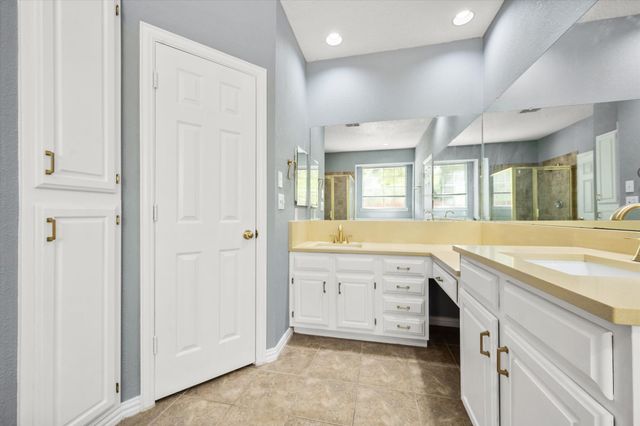 301-A Andre Drive, Irving, TX 75063