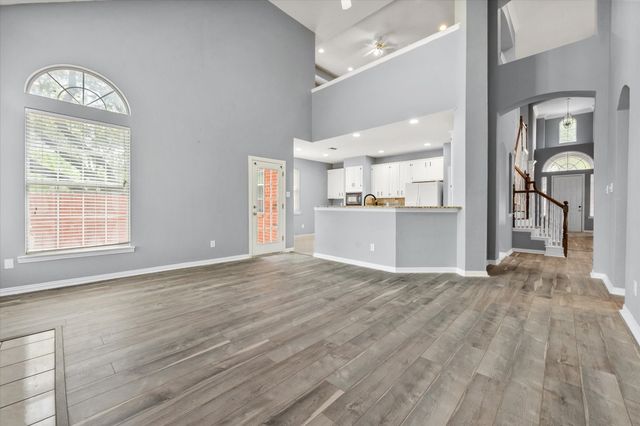 301-A Andre Drive, Irving, TX 75063