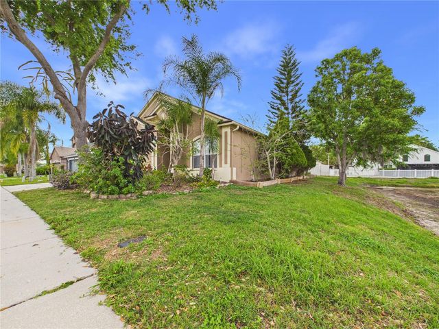 17353 LAWN ORCHID LOOP, Land O Lakes, FL 34638