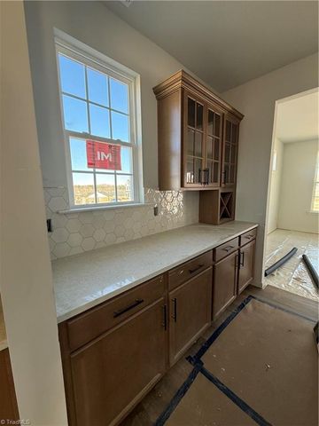 400 Yarrow Drive, Lexington, NC 27295