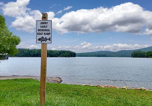 282 Millie Circle, Blairsville, GA 30512