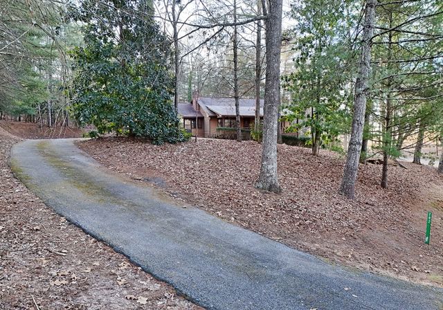 282 Millie Circle, Blairsville, GA 30512