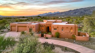 8674 S Triangle H Ranch Place, Vail, AZ 85641