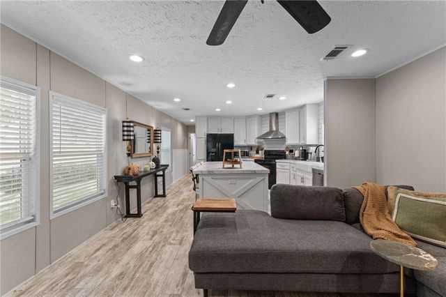 8056 Jack Williams Road, Wilmer, AL 36587