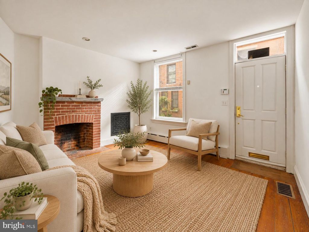 1038 N LEITHGOW ST, PHILADELPHIA, PA 19123 — photo 3