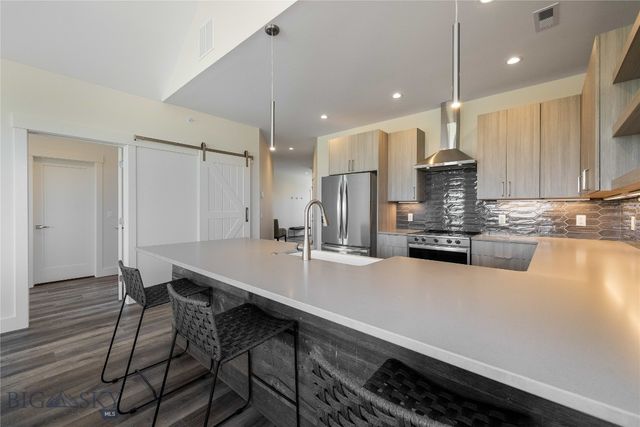 450 Loomis Way C, Ennis, MT 59729