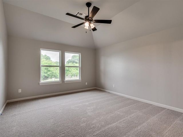 12429 Dolche Vita Drive, Yukon, OK 73099