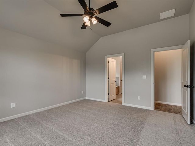 12429 Dolche Vita Drive, Yukon, OK 73099