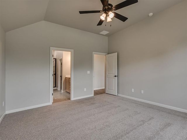 12429 Dolche Vita Drive, Yukon, OK 73099