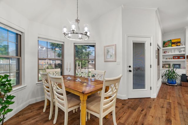 949 Avagail Avenue, Springtown, TX 76082