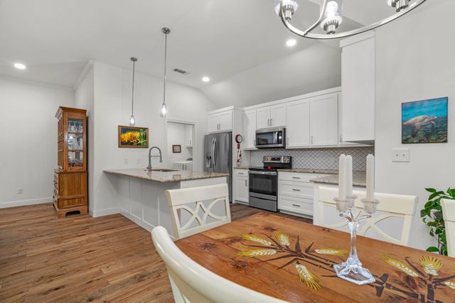 949 Avagail Avenue, Springtown, TX 76082