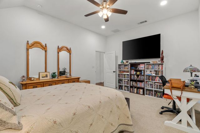 949 Avagail Avenue, Springtown, TX 76082