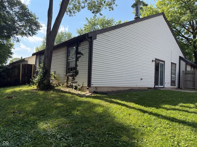 6835 Colony Pointe S Drive, Indianapolis, IN 46250