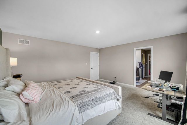 3859 Fender Street, Valparaiso, IN 46385