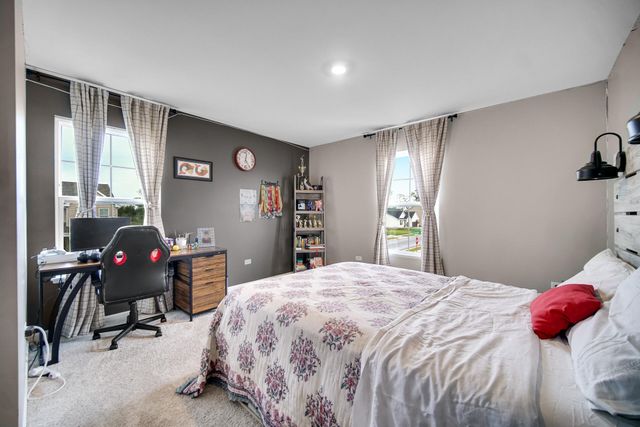 3859 Fender Street, Valparaiso, IN 46385
