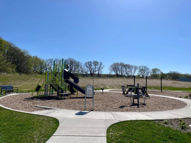 3859 Fender Street, Valparaiso, IN 46385