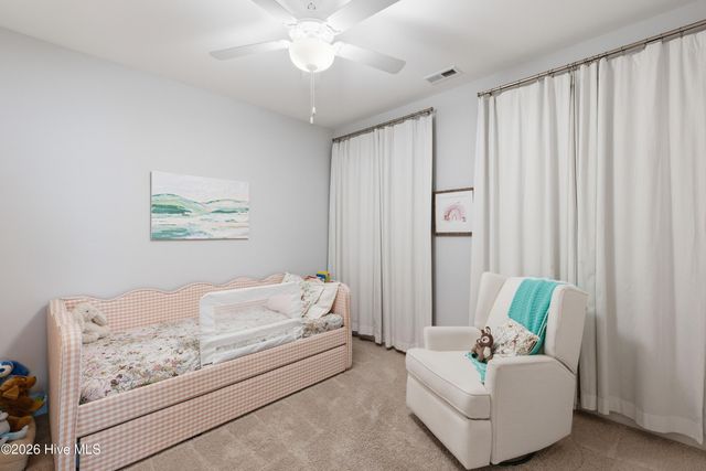 188 W Weatherbee Way, Hampstead, NC 28443