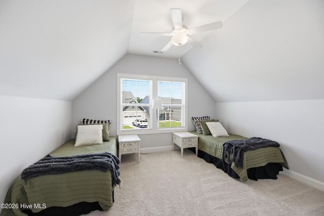188 W Weatherbee Way, Hampstead, NC 28443