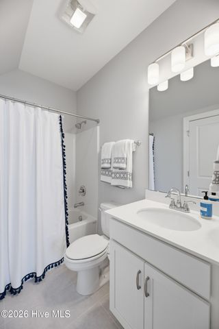 188 W Weatherbee Way, Hampstead, NC 28443