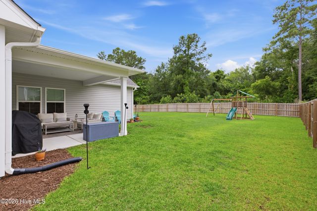 188 W Weatherbee Way, Hampstead, NC 28443
