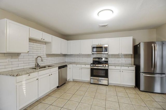 10418 Briar Patch Street, Baytown, TX 77523