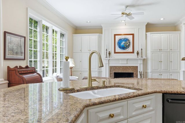 10 Iron Horse Road, Little Rock, AR 72223