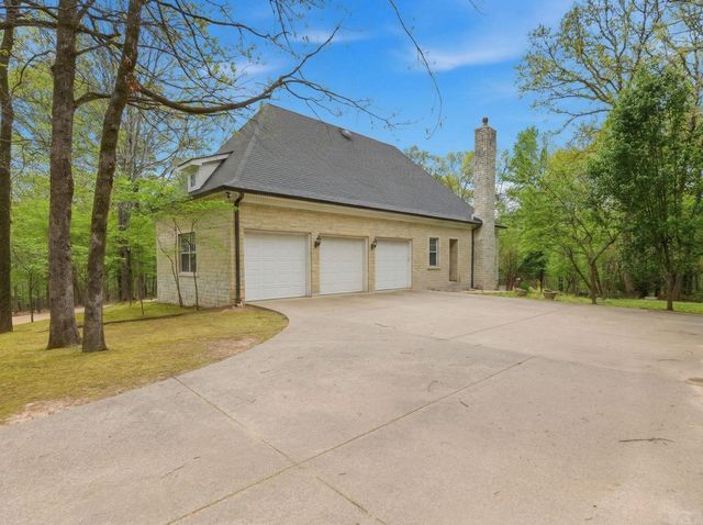 10 Iron Horse Road, Little Rock, AR 72223