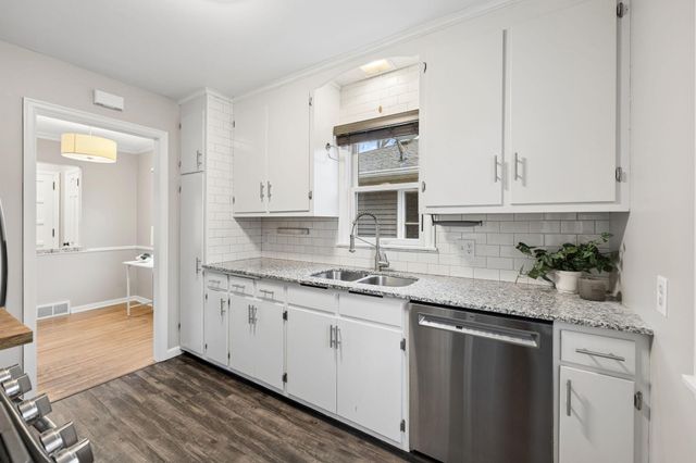 5712 Knox Avenue S, Minneapolis, MN 55419