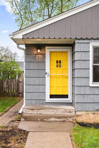 5712 Knox Avenue S, Minneapolis, MN 55419