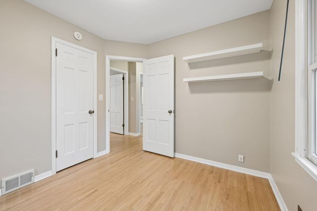 5712 Knox Avenue S, Minneapolis, MN 55419