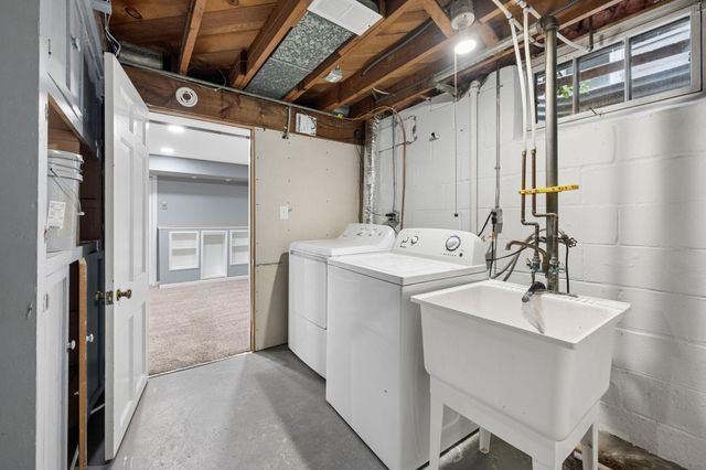 5712 Knox Avenue S, Minneapolis, MN 55419