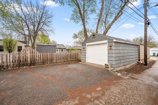 5712 Knox Avenue S, Minneapolis, MN 55419