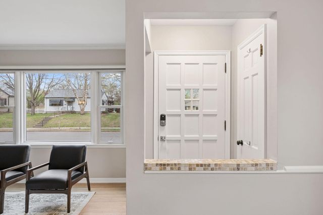 5712 Knox Avenue S, Minneapolis, MN 55419