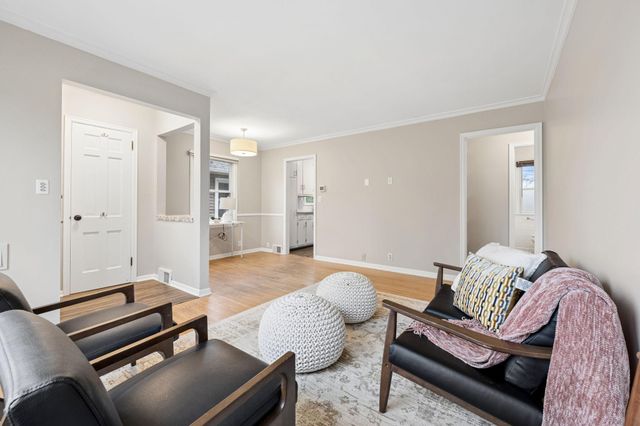 5712 Knox Avenue S, Minneapolis, MN 55419