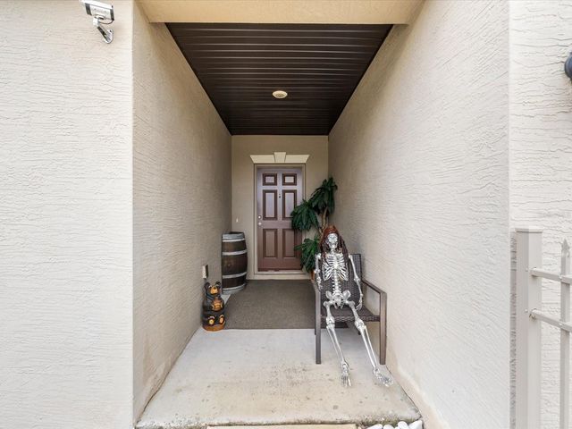 8010 BLACKHAWK TRAIL, Spring Hill, FL 34606