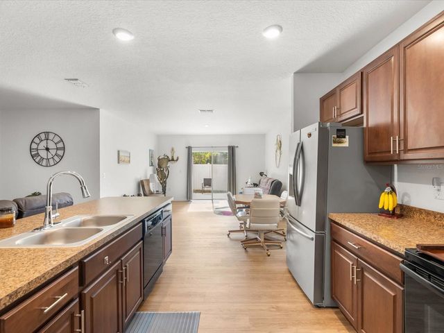 8010 BLACKHAWK TRAIL, Spring Hill, FL 34606