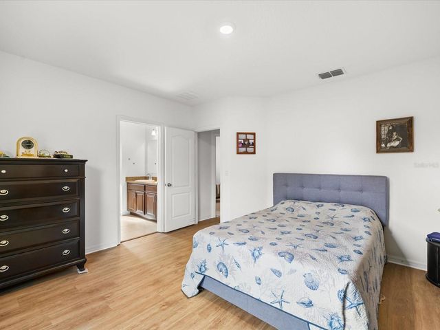 8010 BLACKHAWK TRAIL, Spring Hill, FL 34606