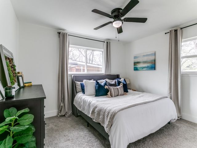708 Oakwood Drive, Euless, TX 76040