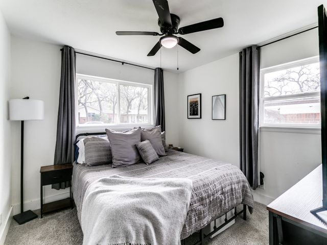 708 Oakwood Drive, Euless, TX 76040