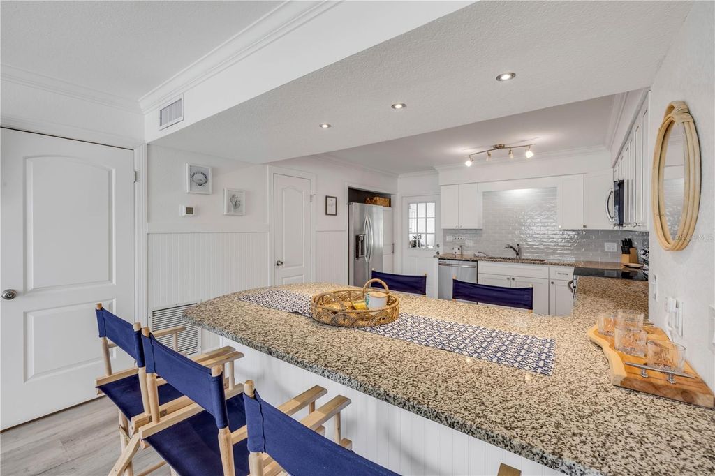 Image 15 of property listing at 2122 S ATLANTIC AVENUE 2122, New Smyrna Beach, FL 32169