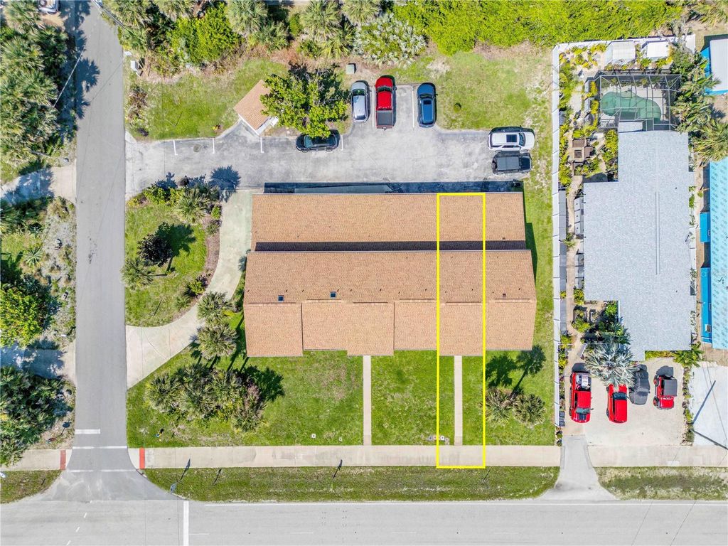 Image 34 of property listing at 2122 S ATLANTIC AVENUE 2122, New Smyrna Beach, FL 32169