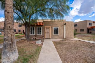 6774 E Calle La Paz Unit A, Tucson, AZ 85715