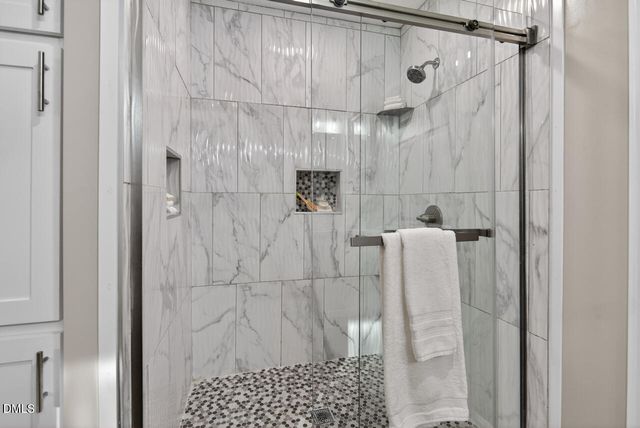 1944 Fairfield Drive, Raleigh, NC 27608