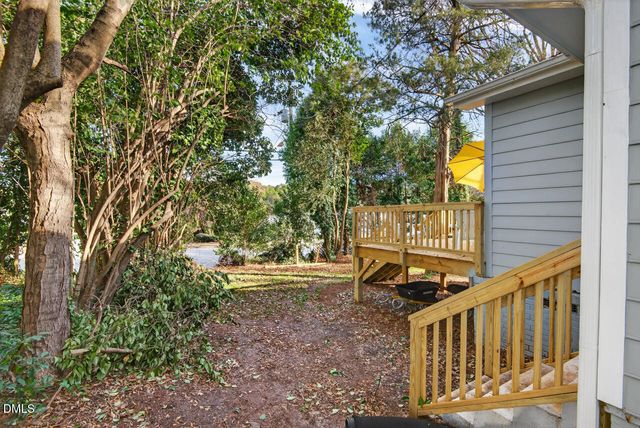 1944 Fairfield Drive, Raleigh, NC 27608