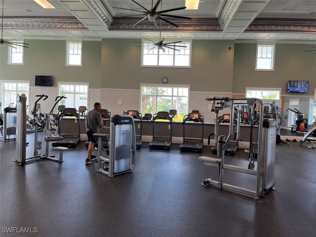 6303 Arriba AVE, Naples, FL 34113