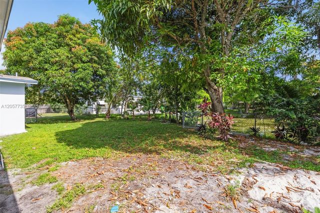 6420 NW 26th Street, Sunrise, FL 33313