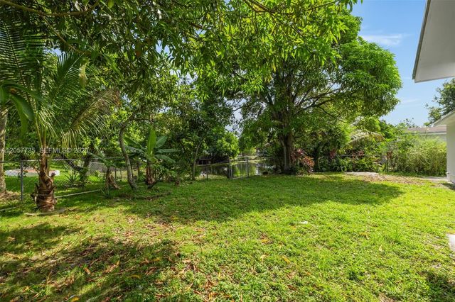 6420 NW 26th Street, Sunrise, FL 33313