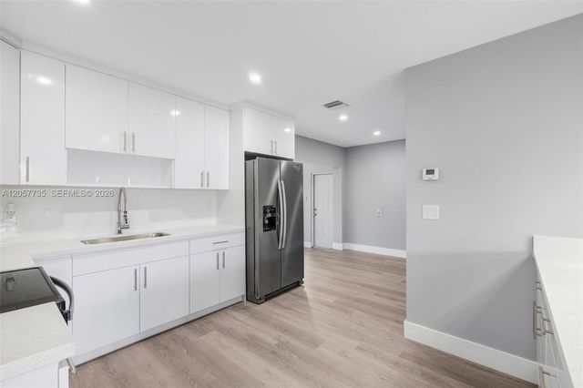 6420 NW 26th Street, Sunrise, FL 33313