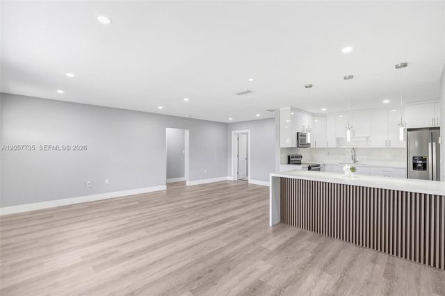 6420 NW 26th Street, Sunrise, FL 33313