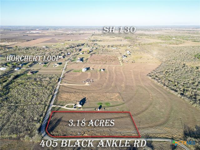 405 Black Ankle Road, Lockhart, TX 78644